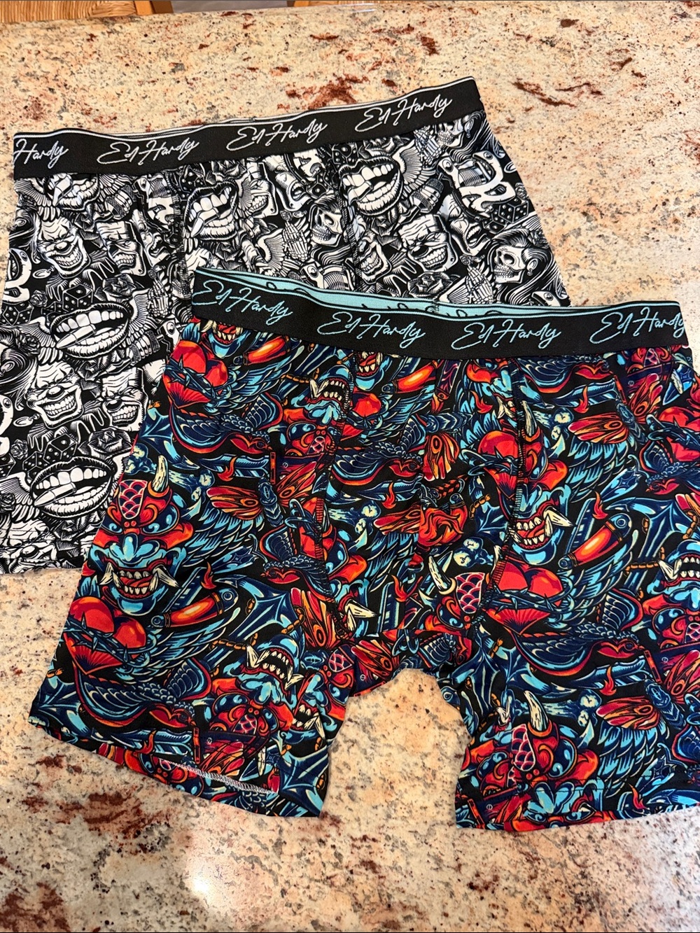 2 Ed Hardy Boxer Briefs Large